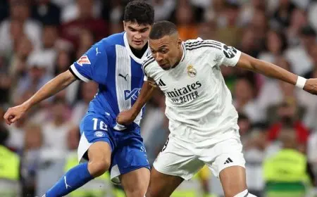 ريال مدريد يفلت من ريمونتادا ألافيس ويتصدر الليغا مؤقتاً