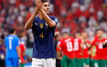 فاران يعتزل كرة القدم