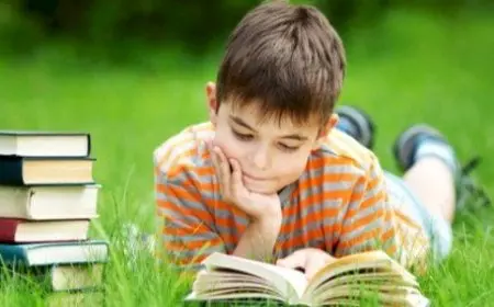 عماد خلاف يحذر من مخاطر السوشيال ميديا ويدعو لمواجهتها بالقراءة