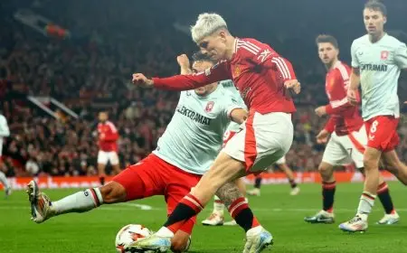 بداية مخيبة لمانشستر يونايتد في الدوري الأوروبي