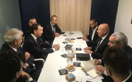 وزير النقل يتابع توريد ماكينة فحص السكة الحديد.. واتفاقية لتدريب الكوادر على منظومة الدفع الإلكتروني