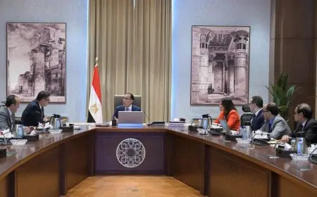 رئيس الوزراء يستعرض مع وزير الإسكان خطة تطوير الساحل الشمالي الغربي