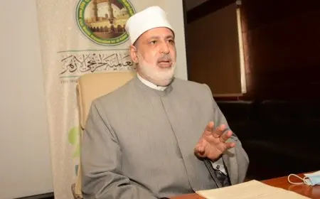 الضويني: دولة النبي سادت العالم بالإنسانية والأخلاق الحميدة لا بحد السيف