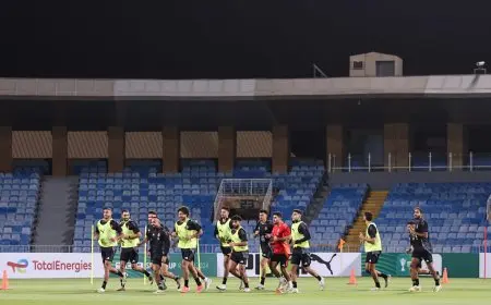 الأهلي ينهي مرانه الختامي استعدادًا لمباراة الزمالك