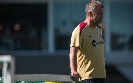 فليك يفاجئ جمهور برشلونة بخصوص خليفة تير شتيغن