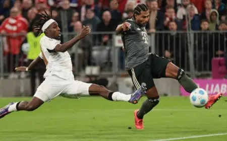 بايرن يتعادل مع ليفركوزن العنيد في قمة الدوري الألماني