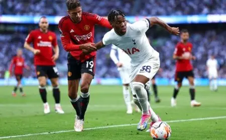 مواعيد مباريات اليوم الأحد والقنوات الناقلة.. أبرزها مانشستر يونايتد ضد توتنهام