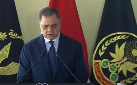وزير الداخلية لخريجي أكاديمية الشرطة: اجعلوا من قسمكم عقيدة راسخة ومنهج عمل