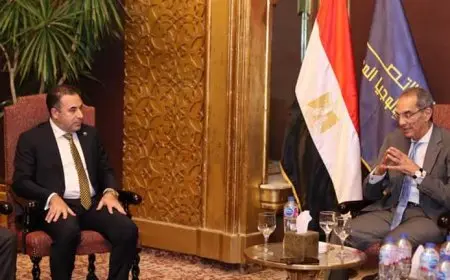 “طلعت” يستعرض استراتيجية مصر الرقمية خلال لقائه مع لجنة الاتصالات بمجلس النواب