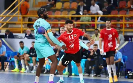 الأهلي يتأهل إلى نصف نهائي مونديال الأندية لليد رغم الخسارة أمام برشلونة