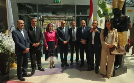 نائب وزير السياحة تثمن جهود القائمين على مستشفى 57357 للوصول لنسب شفاء عالمية للأطفال