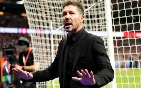 سيميوني يُهاجم كورتوا ويحمله مسؤولية شغب جمهور أتلتيكو مدريد