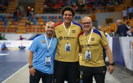 محمد شوقي ينضم للجهاز الطبي لفريق برشلونة في مونديال اليد للأندية