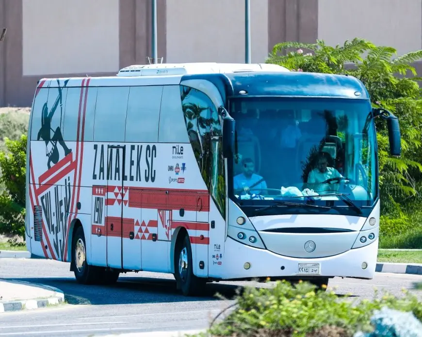 خالد حسانين وعبد الواحد السيد ينهيان جميع إجراءات بعثة الزمالك في الرياض