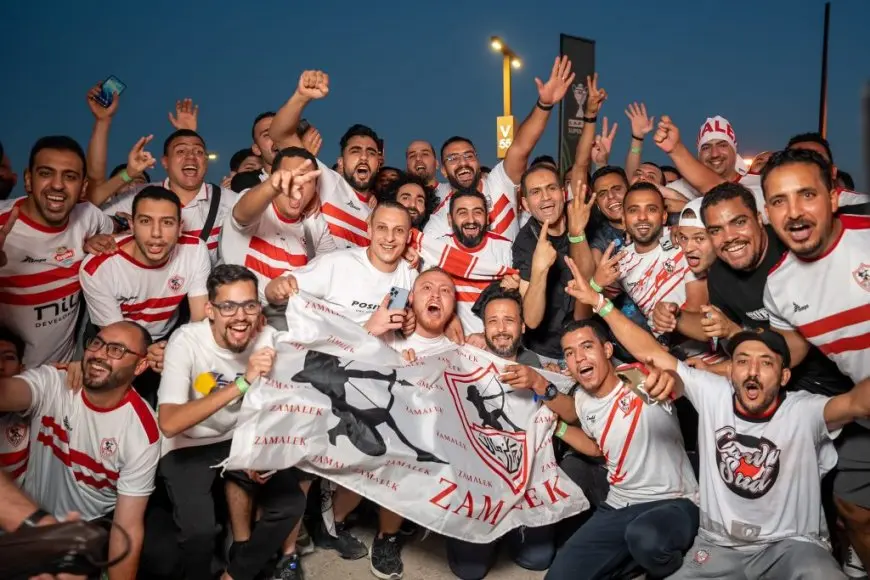 جماهير الزمالك تهتف لجوميز قبل السوبر الأفريقي فى ملعب المملكة أرينا