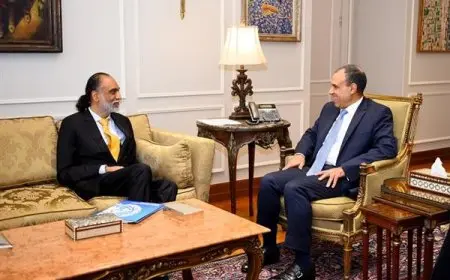 وزير الخارجية يلتقي بالمُمثل الخاص لسكرتير عام الأمم المُتحدة للتكنولوجيا