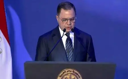 وزير الداخلية يهنئ الرئيس السيسي ووزير الدفاع بذكرى انتصارات أكتوبر