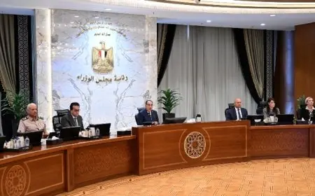 رئيس الوزراء: نعمل على تأمين مخزون استراتيجي من الاحتياجات الأساسية للمواطنين