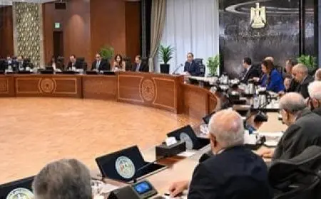 مدبولى: توجيه رئاسي بأهمية التواصل المستمر مع المواطنين وشرح مختلف التحديات والاستماع لمختلف الرؤي