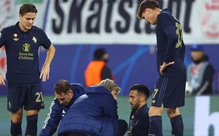 تبديلان اضطراريان ليوفنتوس في أول 12 دقيقة أمام لايبزيغ