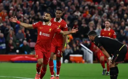 ليفربول يهزم بولونيا بثنائية بدوري أبطال أوروبا في ليلة تاريخية لمحمد صلاح