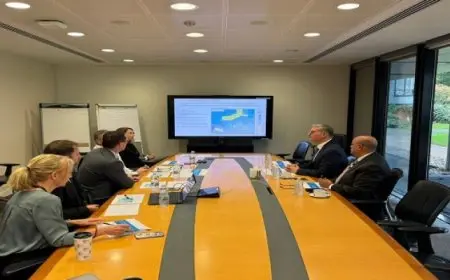 وزير البترول يبحث مع اكسون موبيل تكثيف جهود البحث عن الغاز الطبيعي وفرص الاستثمار الجديدة