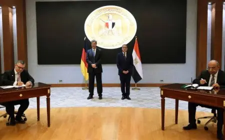 مدبولي ورئيس ولاية بافاريا الألمانية يشهدان توقيع إعلان نوايا مشترك بين وزارة الكهرباء وحكومة بافاريا