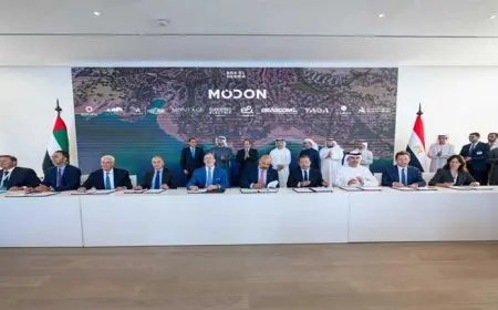 منها “أوراسكوم للإنشاءات” و”&e مصر”.. اتفاقيات مع 10 شركات مصرية وعالمية لتطوير مدينة رأس الحكمة