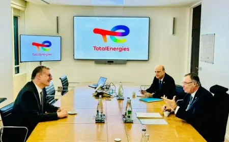 وزير البترول يناقش مع رئيس شركة توتال توسع أنشطتها الاستكشافية بمصر