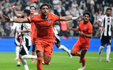 عمر مرموش “يحلم” بليفربول وأرسنال.. فهل يتخلّى عنه فرانكفورت؟