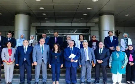 دمج حقيبتي التخطيط والتنمية الاقتصادية والتعاون الدولي والمشاط تترأس إجتماع مجلس الإدارة الأول