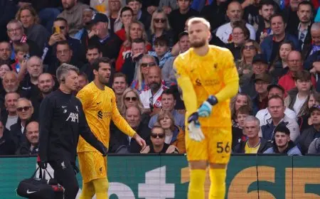 إصابة أخرى لأليسون قد تحرم ليفربول من حارسه لأسابيع