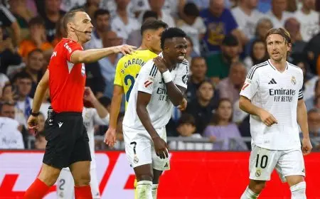 بعد نهاية موسم كارفاخال.. ريال مدريد يعلن إصابة فينيسيوس