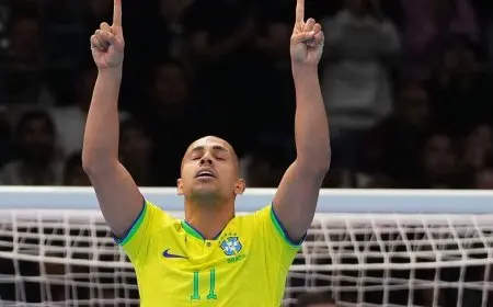 البرازيل تقهر الأرجنتين وتتوج بمونديال الفوتسال لسادس مرة