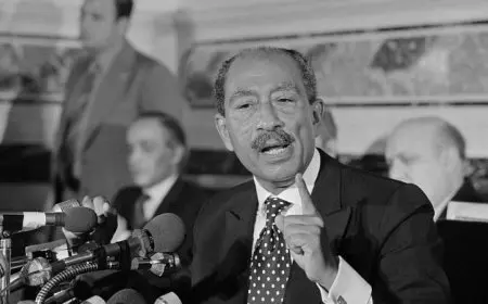 أحمد موسى: الإسرائيليين مصدقوش أن الرئيس السادات سينزل أرضهم