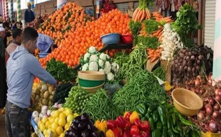 انخفاض البصل.. أسعار الخضراوات والفاكهة في سوق العبور اليوم الاثنين