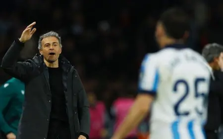 كيف وبّخ لويس إنريكي مبابي وزملاءه في باريس سان جيرمان؟