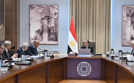 رئيس الوزراء: الرئيس بعث رسائل طمأنينة تؤكد قوة وقدرة الدولة المصرية على حماية حدودها ومقدراتها وأنها دائماً تسعى لإقرار السلام والاستقرار