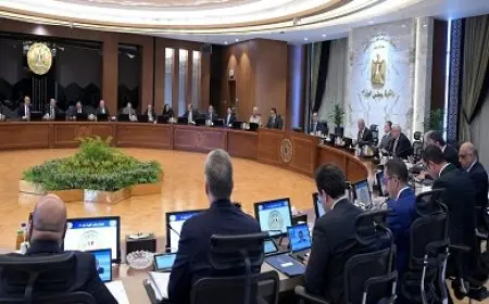 الحكومة توافق على مقترح الإعلان عن مسابقات شغل وظائف معلم مساعد لمن سبق لهم التدريس بالمدارس الحكومية