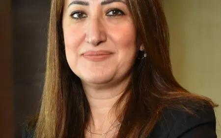 وزير الاتصالات يصدر قرارا بتولى داليا الباز منصب مستشار الوزير للشئون البريدية