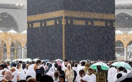 عاصفة رعدية وأمطار غزيرة تضرب مكة والمشاعر المقدسة