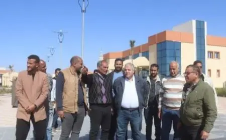 رئيس جهاز العاشر من رمضان يتفقد موقع تطوير ميداني الرواد والكفراوي