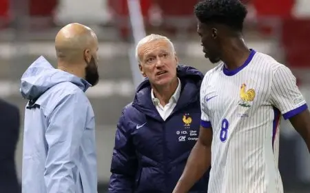 ديشان: مبابي حر.. وتشواميني ليس عميلاً مناسباً للصحفيين