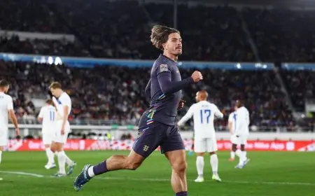 غريليش مدين لأرنولد بـ500 جنيه إسترليني بعد هدفه أمام فنلندا