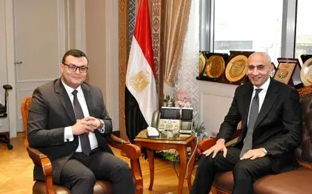 وزير الإسكان والتعليم يتابعان موقف إدارة وتشغيل مدارس المدن الجديدة