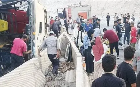 33 مصابا و12 حالة وفاة.. وزير الصحة ينعي ضحايا حادث جامعة الجلالة على طريق العين السخنة