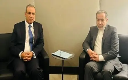 وزير الخارجية ونظيره الإيراني يبحثان التطورات الإقليمية