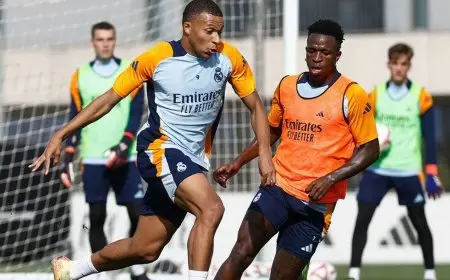 ماذا قال مبابي لدى تسلّمه جائزة أفضل لاعب في ريال مدريد بسبتمبر؟