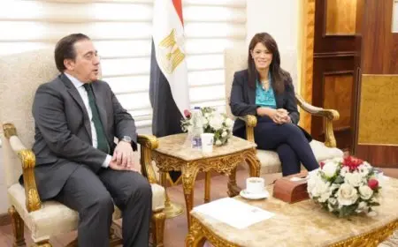 وزيرة التخطيط والتعاون الدولي تبحث مع وزير الخارجية الإسباني تطوير العلاقات الاقتصادية المُشتركة