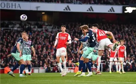 بورنموث يفوز على آرسنال بثنائية في الدوري الإنجليزي